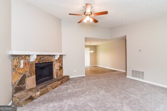 6037 Maryjo Ln in Norcross, GA - Building Photo - Building Photo