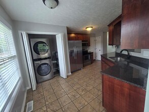 1377 Mutual Dr in Clarksville, TN - Building Photo - Building Photo