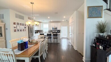 18 Colgate Dr in Morristown, NJ - Building Photo - Building Photo