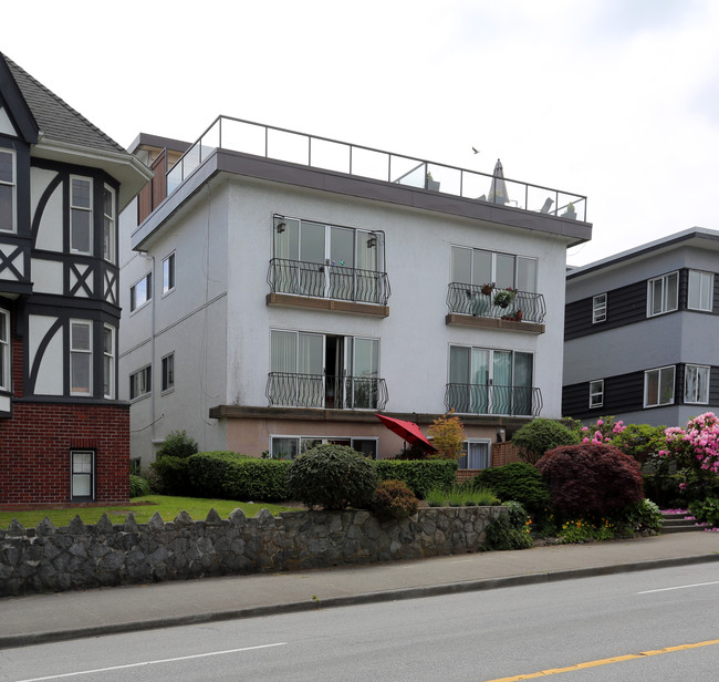 Marine View Terrace in Vancouver, BC - Building Photo - Primary Photo