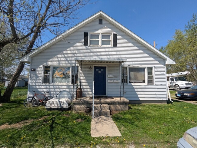 313 S Grant St in Sullivan, IL - Building Photo - Building Photo