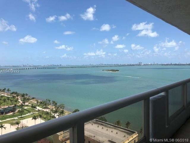 1717 N Bayshore Dr-Unit -A-2247 in Miami, FL - Building Photo