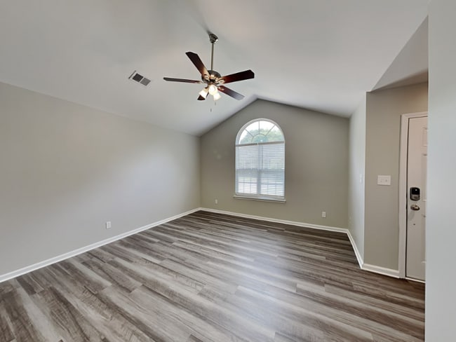 1112 Wylam Dilly Ct