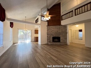 3122 Smoke Creek in San Antonio, TX - Building Photo - Building Photo