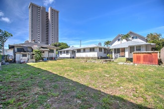 2112 Citron St in Honolulu, HI - Building Photo - Building Photo