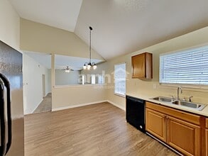 104 Bellington Dr in Mcdonough, GA - Building Photo - Building Photo