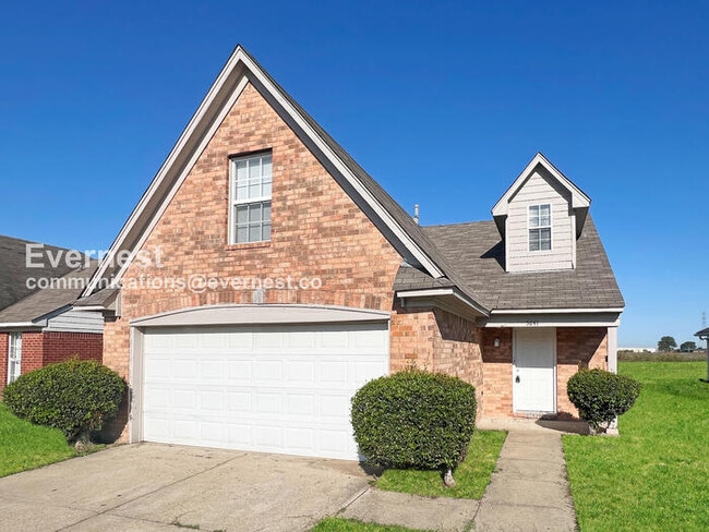 property at 5641 Kaitlyn Dr W