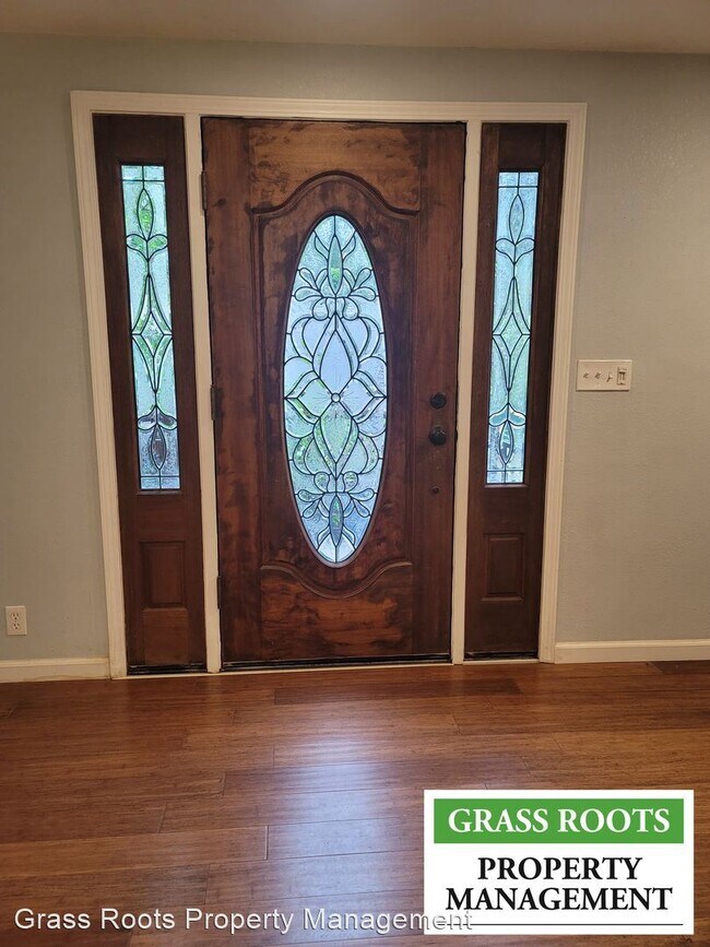 10709 Gold Flat Rd photo'