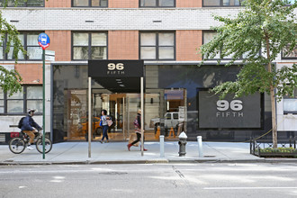 96 Fifth Ave in New York, NY - Building Photo - Building Photo