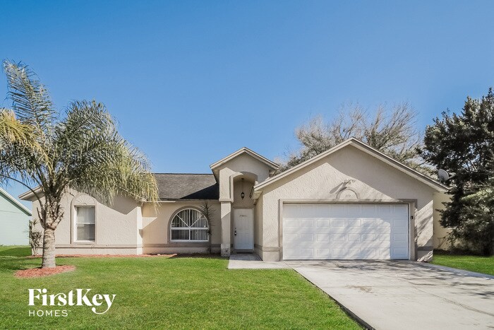 315 Caen Ct in Kissimmee, FL - Building Photo
