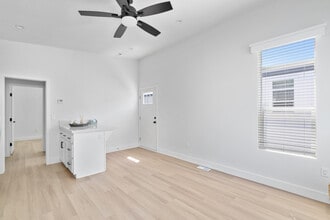 Lakeside Village in Thousand Oaks, CA - Building Photo - Interior Photo