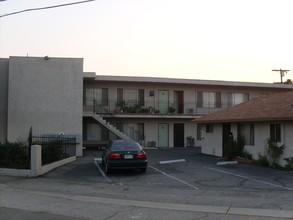 Frederic Place in Burbank, CA - Building Photo - Building Photo