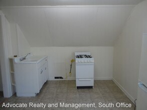 252 Southgate Ave in Chicago Heights, IL - Building Photo - Building Photo