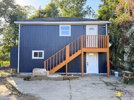 2209 Gano St in Houston, TX - Building Photo