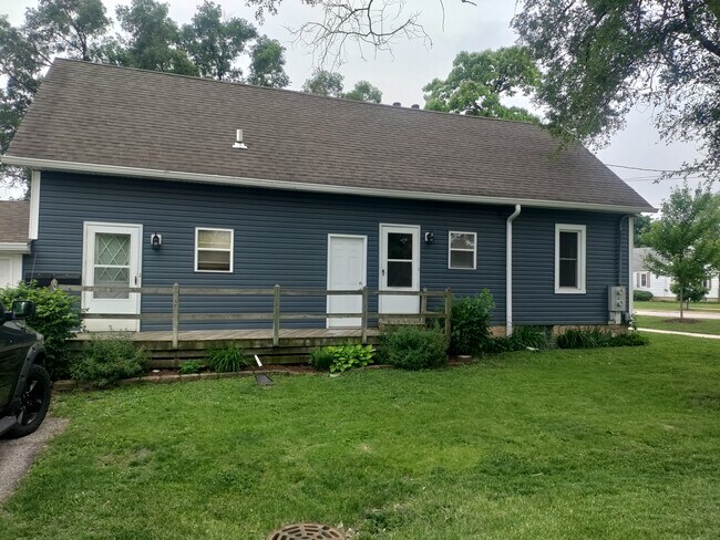 1502 S Jefferson St, Unit 1 in Lockport, IL - Building Photo - Building Photo