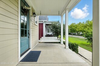 8707 Featherbell Blvd in Prospect, KY - Building Photo - Building Photo