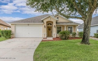 13174 Tom Morris Dr in Jacksonville, FL - Building Photo