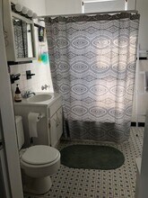 2016 Commonwealth Ave, Unit 1B in Boston, MA - Building Photo - Building Photo