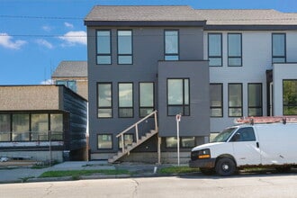 8 8 St SE in Calgary, AB - Building Photo - Building Photo