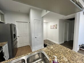 22681 Oakgrove, Unit 426 in Aliso Viejo, CA - Building Photo - Building Photo