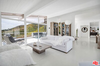 6158 Trancas Canyon Rd in Malibu, CA - Building Photo - Building Photo