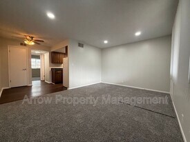 2338 Lynn St in Lincoln, NE - Building Photo