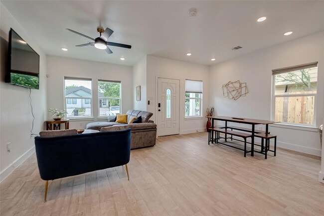 5122 Southwind St in Houston, TX - Building Photo - Building Photo