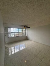 2761 Taft St in Hollywood, FL - Building Photo - Building Photo