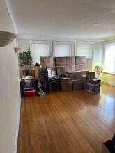 8328 S Ingleside Ave in Chicago, IL - Foto de edificio - Building Photo