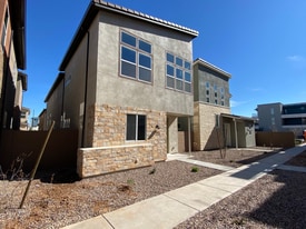 1312 N Zane Dr in Chandler, AZ - Building Photo