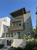 335 Sawbuck in Irvine, CA - Building Photo