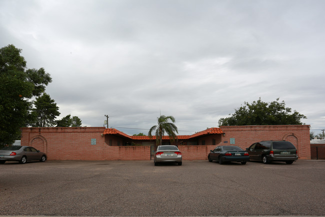 4710 E 4th St in Tucson, AZ - Building Photo - Building Photo