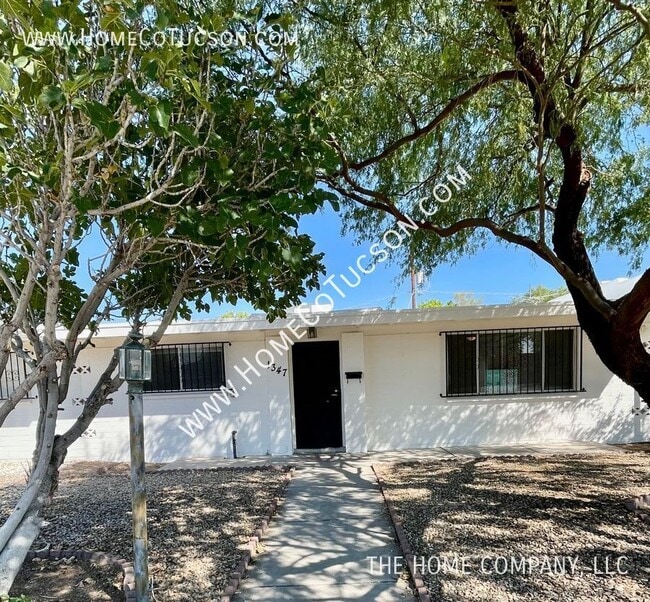 property at 1347 E Wyoming St