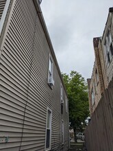 5321 S Damen Ave in Chicago, IL - Building Photo - Building Photo