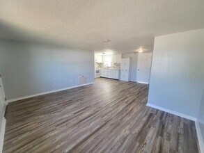 10225 Gardenia Ln in Port Richey, FL - Building Photo - Building Photo