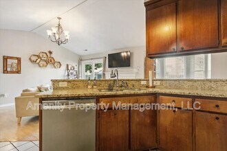 955 Woodcreek Dr in Newport News, VA - Building Photo - Building Photo