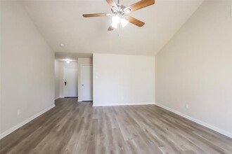 4911 Adonis Dr in Spring, TX - Building Photo - Building Photo