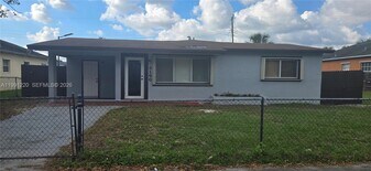 3190 NW 5th Ct in Lauderhill, FL - Building Photo
