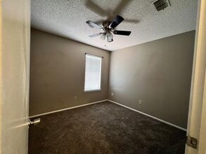 5728 1st Pl in Lubbock, TX - Building Photo - Building Photo