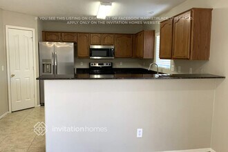 328 E March St in San Tan Valley, AZ - Foto de edificio - Building Photo