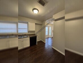 2607 Elkhart Dr in Little Rock, AR - Building Photo - Building Photo