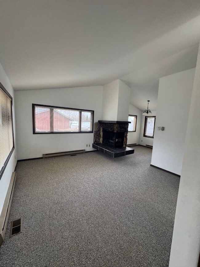 12520 Tanada Loop in Anchorage, AK - Building Photo - Building Photo