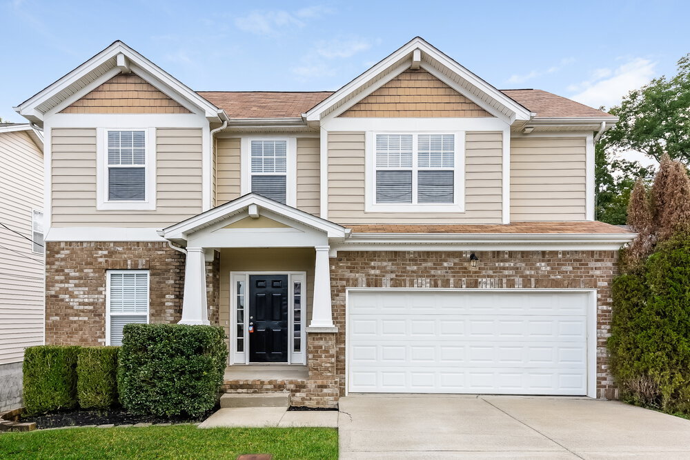 7245 Legacy Dr in Nashville, TN - Foto de edificio