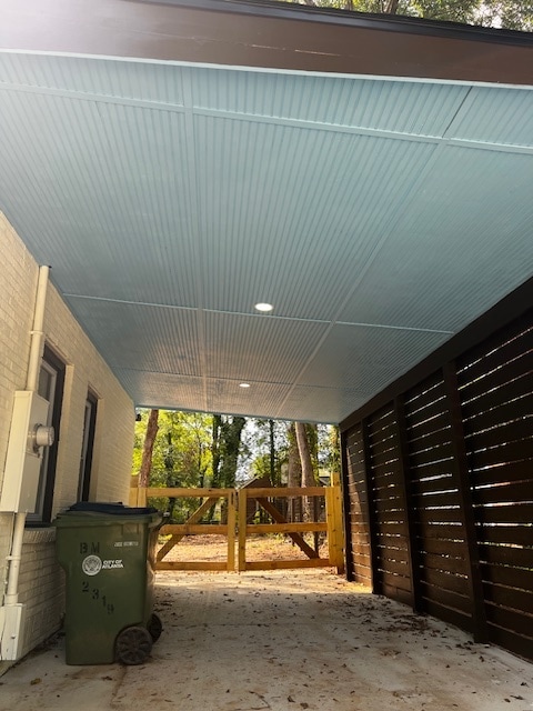 2319 Browns Mill Rd SE in Atlanta, GA - Foto de edificio - Building Photo