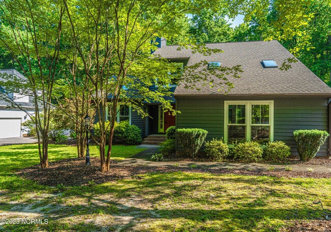 property at 145 Sandhurst Pl