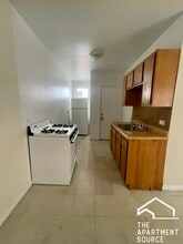 5011 W Cermak Rd in Cicero, IL - Building Photo - Building Photo