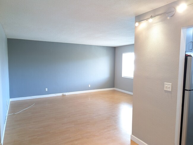 3061 NE 49th St, Unit 17 in Fort Lauderdale, FL - Foto de edificio - Building Photo