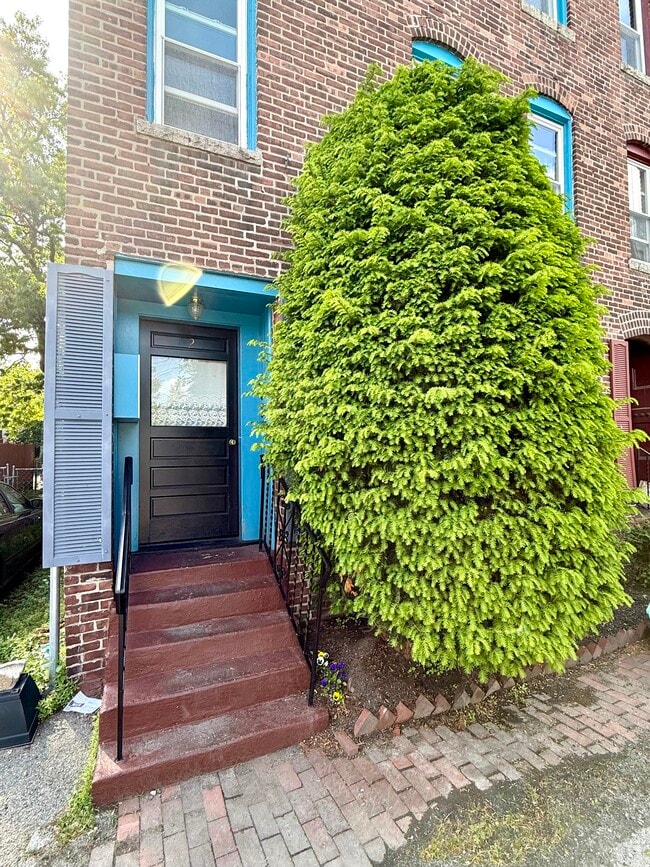 2 Mead St, Unit 2A