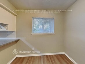 743 S Iowa Ave in League City, TX - Building Photo - Building Photo