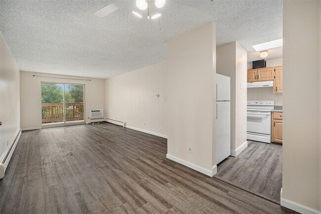 6455 E Bates Ave in Denver, CO - Building Photo - Building Photo